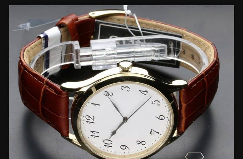 unisex Leather Luxury watch 0