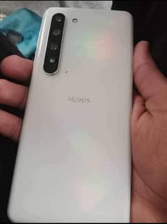 AQUOS R5 EXCHANGE POSSIBLE