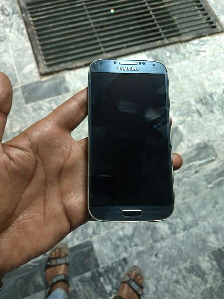 samsung s4 16gb all genuine pta prooved amoled display no any fault 2