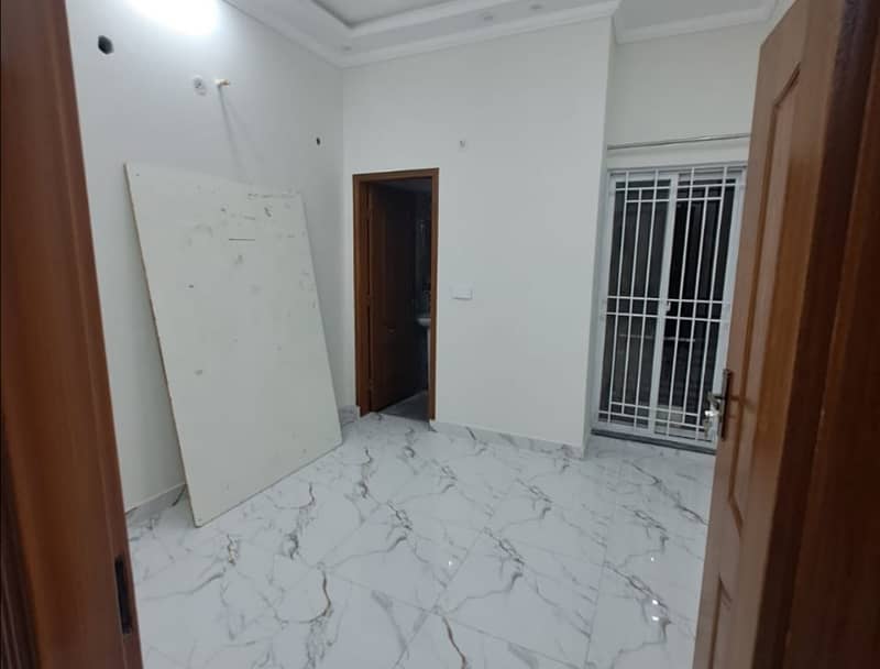 Triple Story 788 Square Feet House Available In Allama Iqbal Town For Sale 5