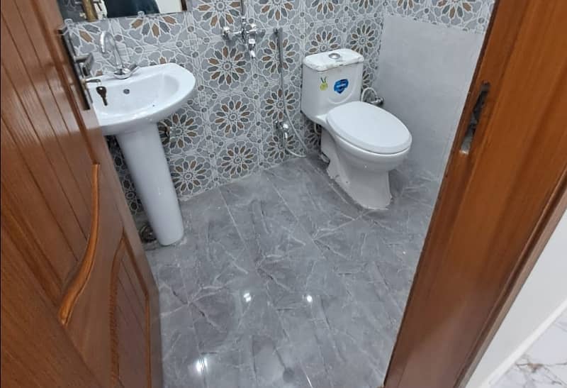 Triple Story 788 Square Feet House Available In Allama Iqbal Town For Sale 10