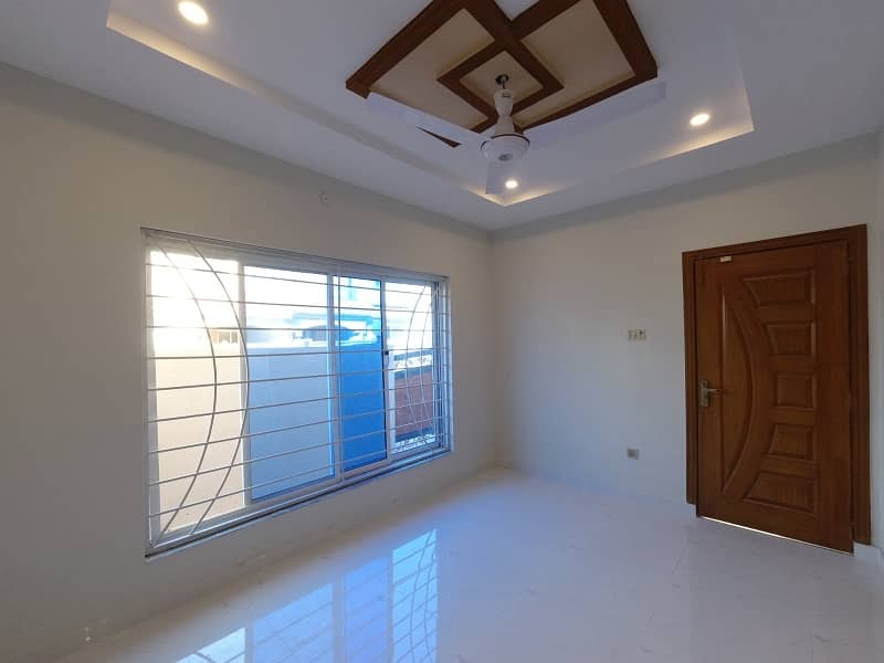 5 Marla Stunning Luxury House Available For Rent 18