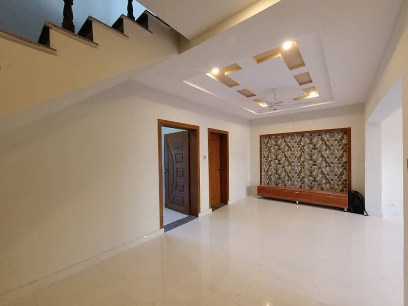 5 Marla Stunning Luxury House Available For Rent 20