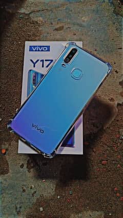 vivo y17.  . 8/256 with just box 0