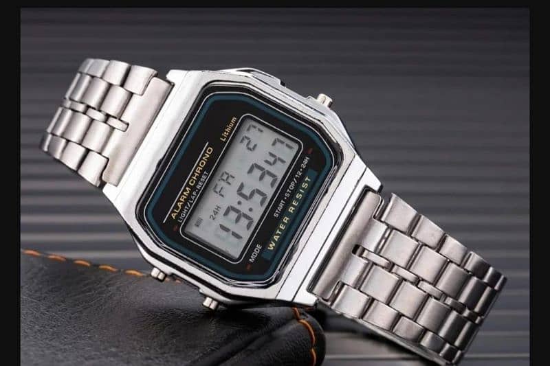 Men's digital display watch 1