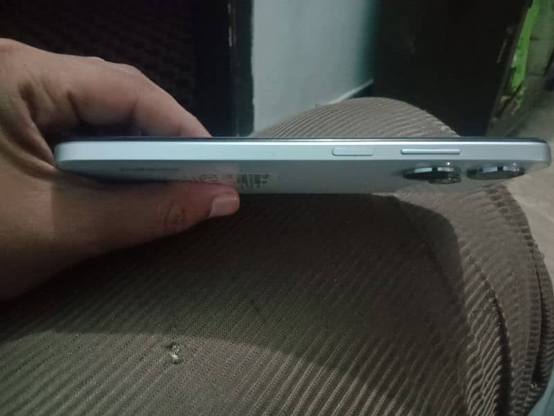 Infinix hot 30 play 6 months used one hand used 3