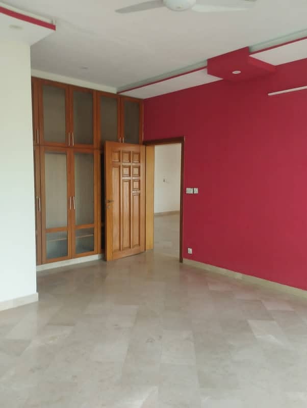 1 Kanal Upper Portion In Valencia Town 3