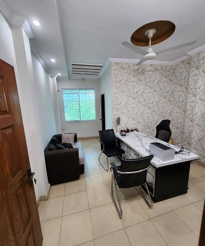 1st Floor Flat Office Facing Cricket Ground In Valencia Town 5