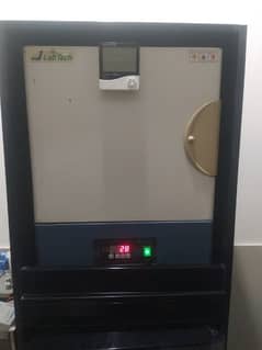 Lab Incubator