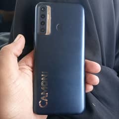 camon 17 selling a luxh condition mobile