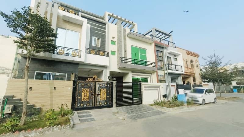 This Is Your Chance To Buy Prime Location House In Lahore 4
