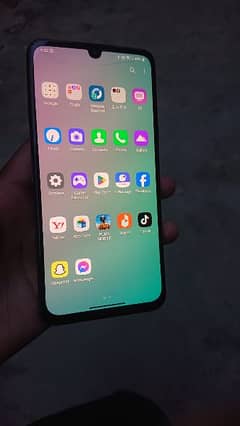 lg g8x Thinq 6/64 10/8 condition  exchange possible 03271765975