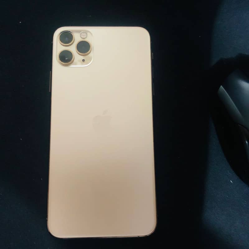 Iphone 11 pro max PTA approved | GOLD | 9.5/10 | 64gb | 84 BH 1