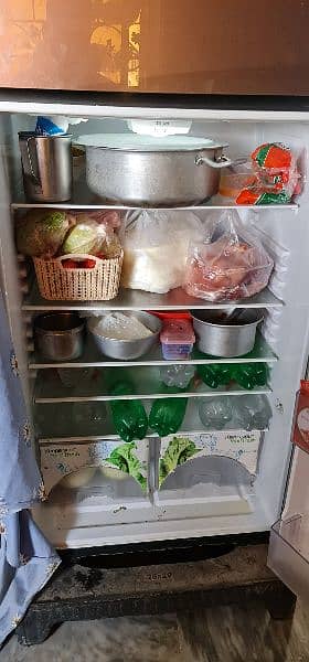 Dawlance refrigerator like new 3