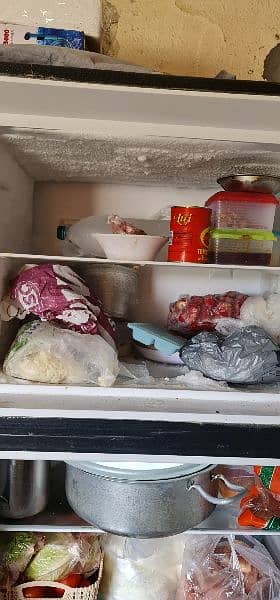 Dawlance refrigerator like new 4
