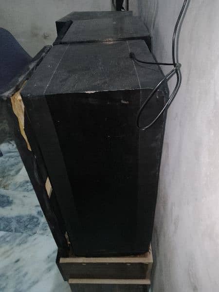 Speakers And Amplifier For Sell 0