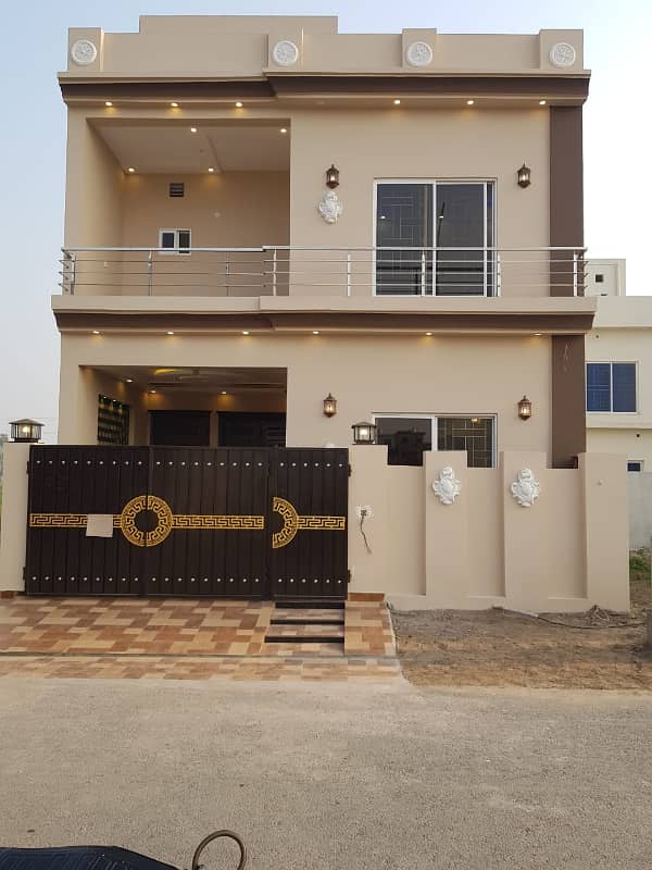 5 Marla Beautiful Brand New House Availablr For Sale In Park View City 36
