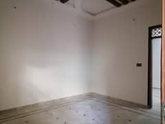 Commercial & Semi Commercia Single Storey house 400 Square Yards For Rent In Gulshan-E-Iqbal - Block 6