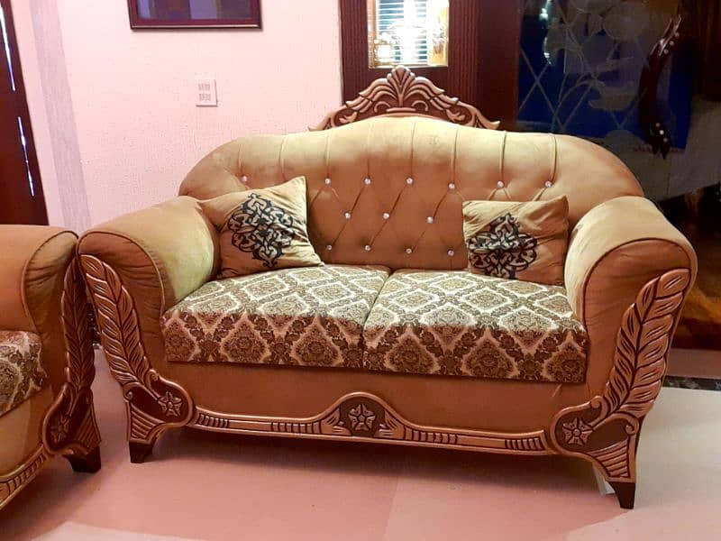 3+2+1 SOFA SET IN NEW CONDITION 6