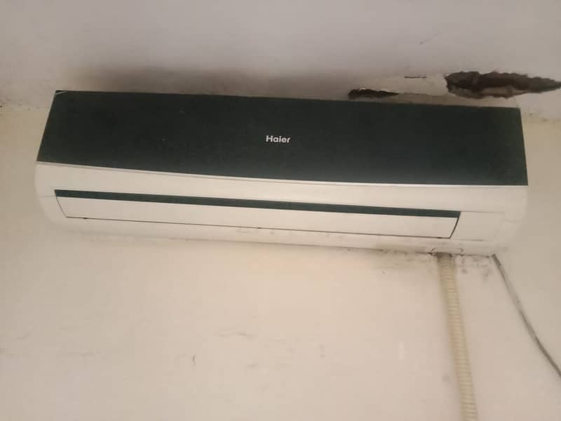 1.50 tan ac hair good and working condition 1