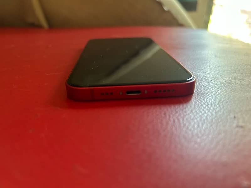 Apple iPhone 13 - red - 256 GB 2