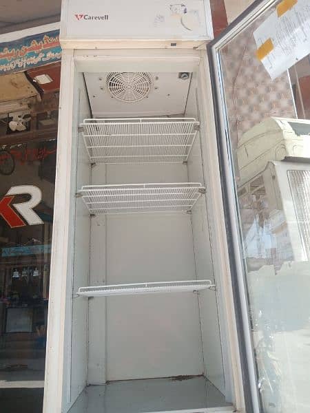 carvell refrigerator in good condition for sale 2