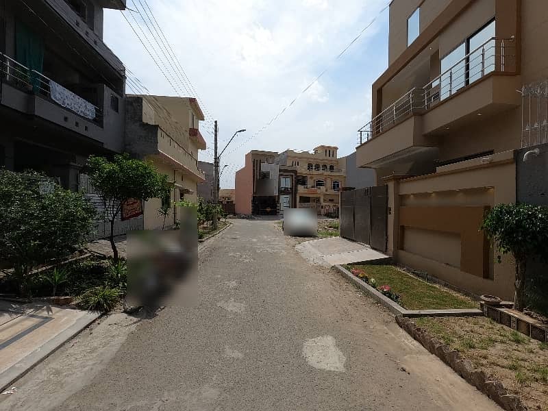 Affordable House For sale In Punjab University Phase 2 - Block C 4