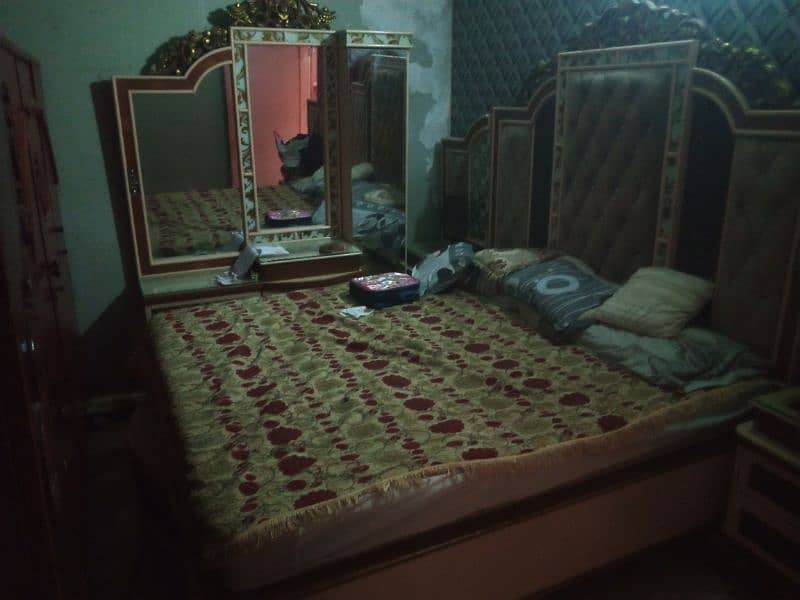 double bed with side table and singhar 2