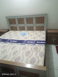 Bed, Dressing set sale 0