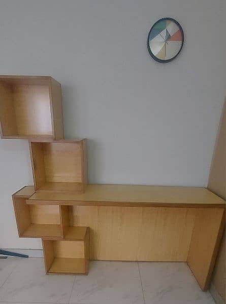 Shelf/Bookcase 0