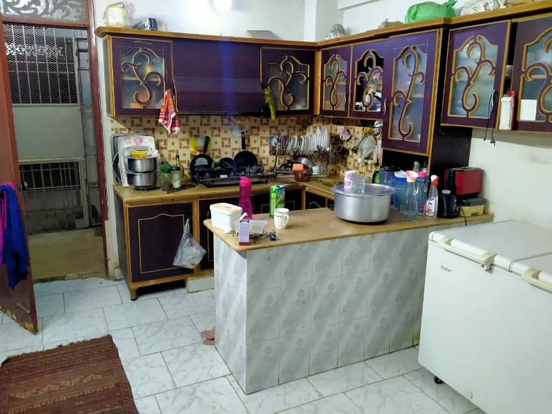 West Open 900 Square Feet Flat In Gulshan-E-Iqbal - Block 13/C For Sale At Good Location 12