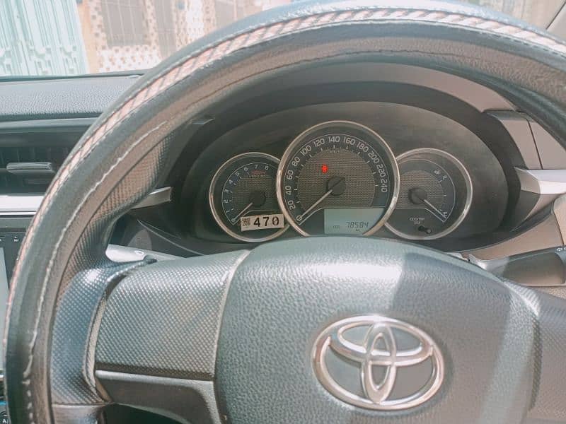 Toyota Corolla GLI 2017 Manual 11