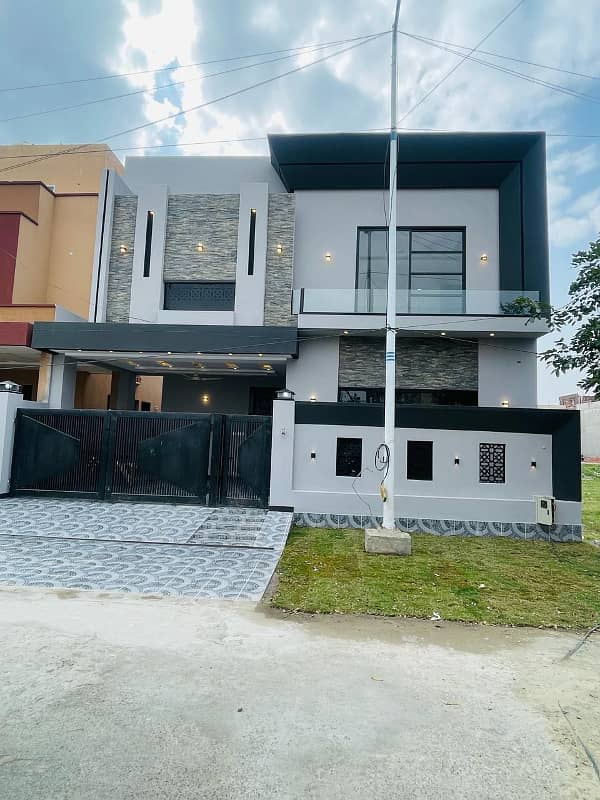 Brand New 9 Marla Modern House For Sale 0