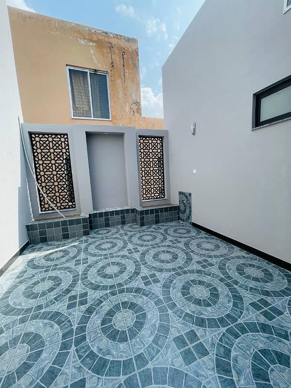 Brand New 9 Marla Modern House For Sale 10