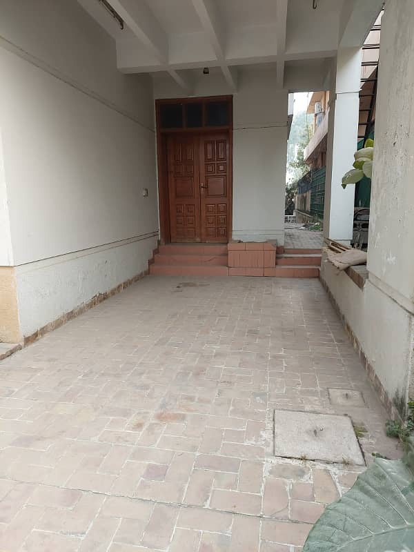 House For Sale In F-10 Islamabad 16