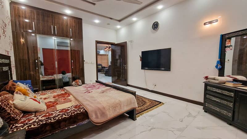 DHA Phase-6 Sector-H, 1 Kanal Corner, 23 Marla Fully Furnished Luxury House For Sale 30