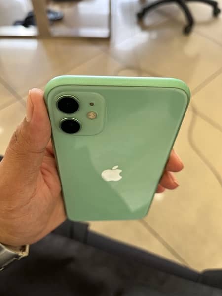 Iphone 11 64 Gb non pta Jv || Water pack 6
