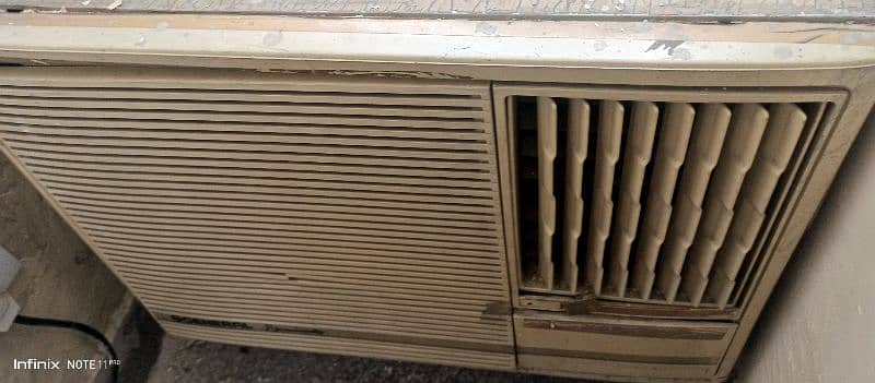 Fully working Excellent condition Window AC 1.5 ton general 0