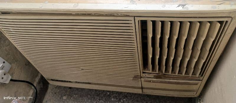 Fully working Excellent condition Window AC 1.5 ton general 3