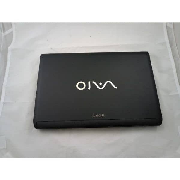 Sony vaio Laptop Good condition 4GB Ram 320GB HDD 14"Inch screen size 0