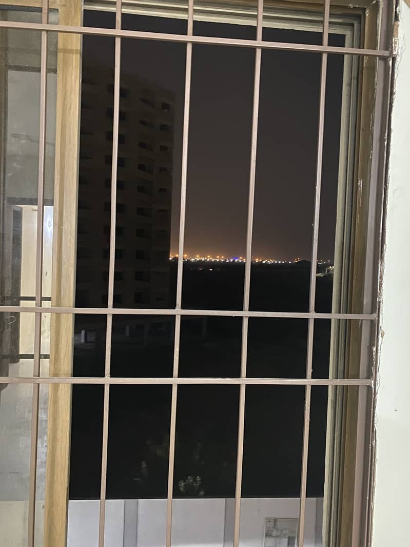 2 Bed Dd Ready To Move Apartment At Prime Location Of Jinnah Avenue 1