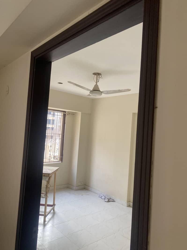 3 Bed Dd Apartment Available For Rent At Prime Location Main Jinnah Avenue 3