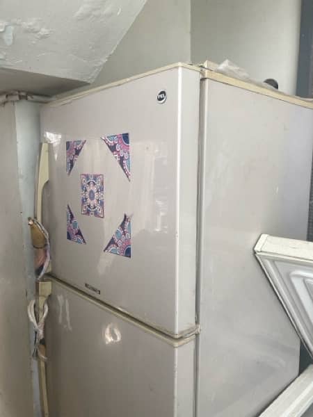 pel refrigerator in original condition 5