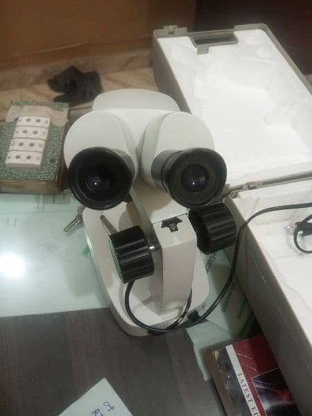 binocular microscope 2