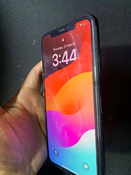 iPhone 11pro max approved 7