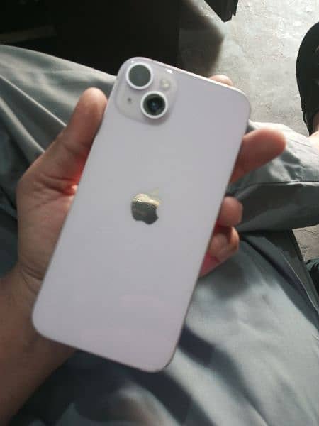 iPhone 13 white colour 1