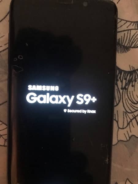 S9 Edge plus…. 2 day betry time with internet use 1 day… 2