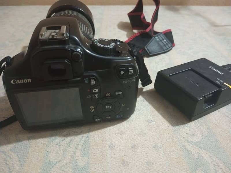 CANON 1100D WITH 70-300MM LENS FOR SALE 3