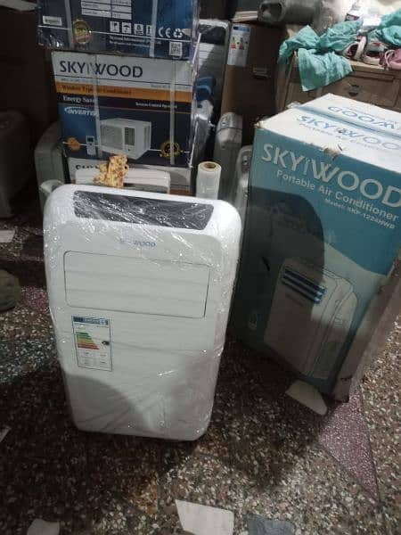 SKYWOOD PORTABLE AC HEAT AND COOL ENERGY SAVER 1 TONE IMPORTED 2