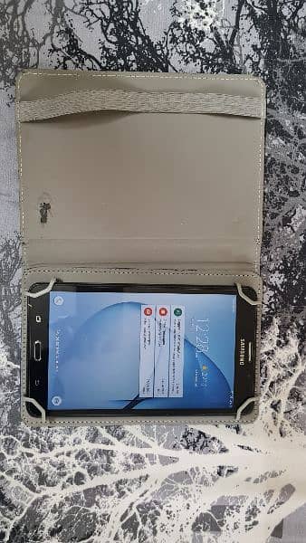 Original Samsung Tab A6. with sim supported 5